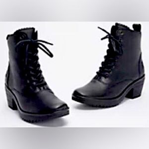 Black leather Lace up Boots